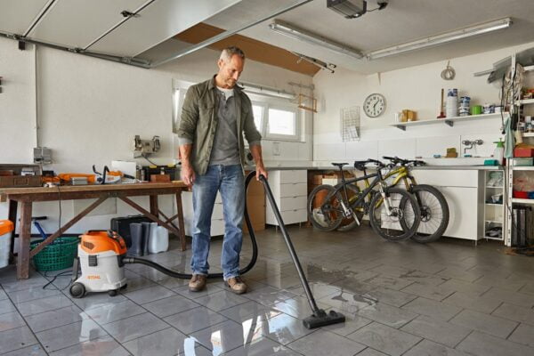 SE 33 ELECTRIC VACUUM CLEANER - Image 4