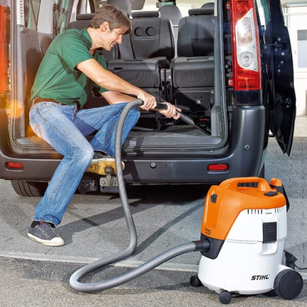 SE 62 ELECTRIC VACUUM CLEANER - Image 2